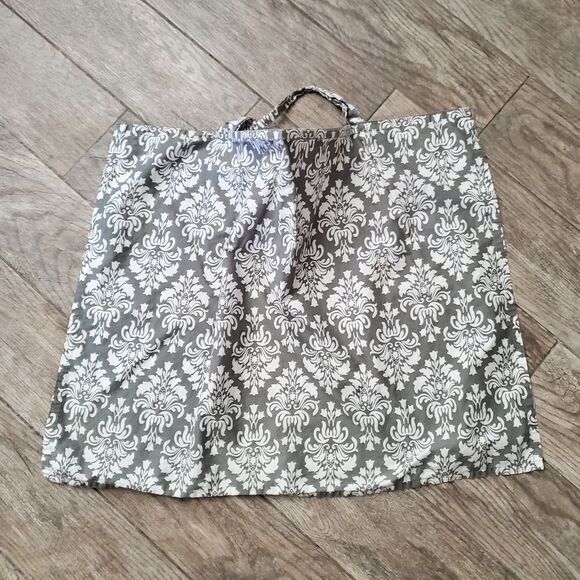 Udder Covers for Nursing Mothers - Gracy - Picture 3 of 10